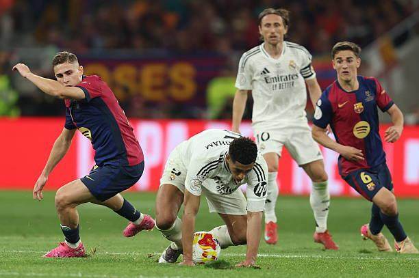 1745714991051071300.jpg 2211574493-612x612.jpg